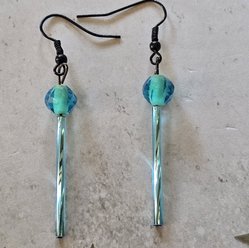 Hand Made ARTIST Turquoise Blue Glass & Swarovski Beaded Dangle Earrings New